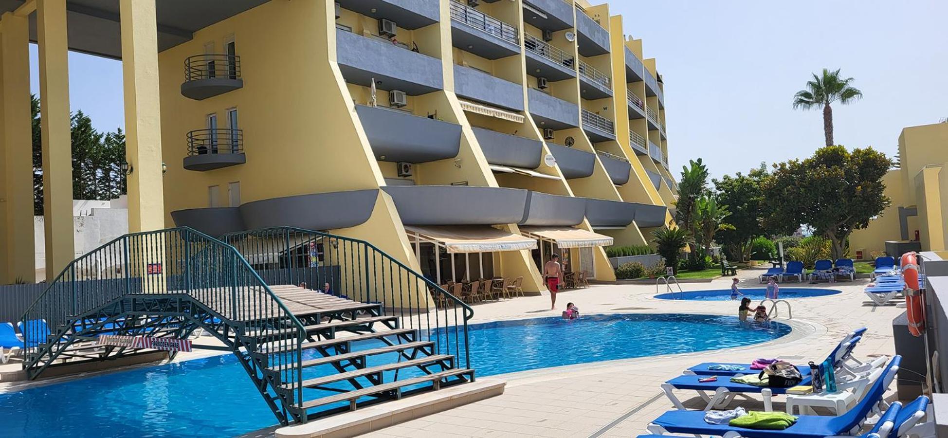 Lagos-Piscine Et Mer- Condominio Do Mar Εξωτερικό φωτογραφία
